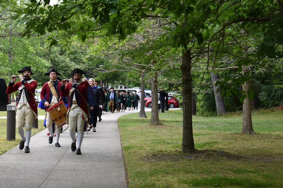 Fifes and Drums Lead Procession