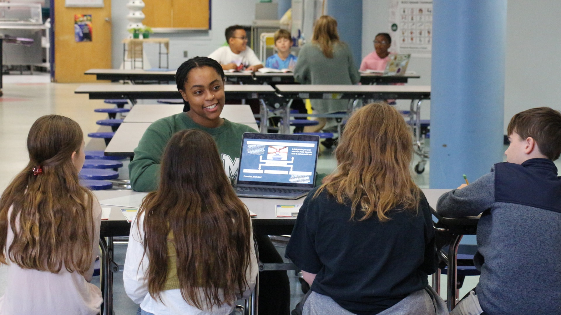 Student Teaching Local 5th Grade Students